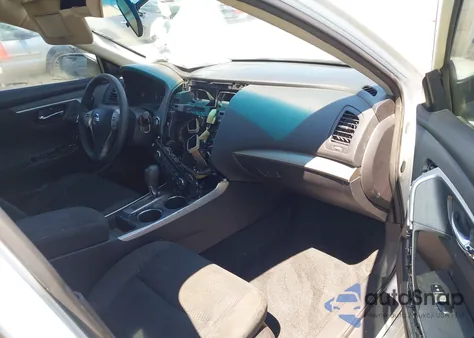 2015 Nissan Altima 2.5 S z USA, uszkodzony, nr VIN 1N4AL3AP3FC100860